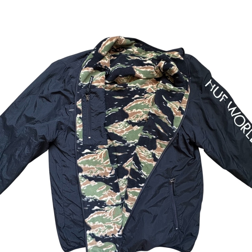 HUF Worldwide Reversible Jacket Mens Large Tiger Camo Polar Fleece Black‎ Shell - Picture 2 of 8